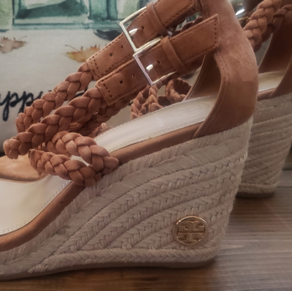 Tory Burch Bailey Wedge Sandals - Picture 5 of 8